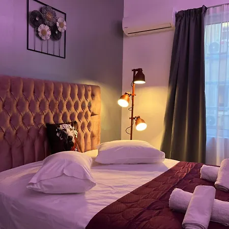 Aphrodite Suite By Zeussuites Athens Exterior photo
