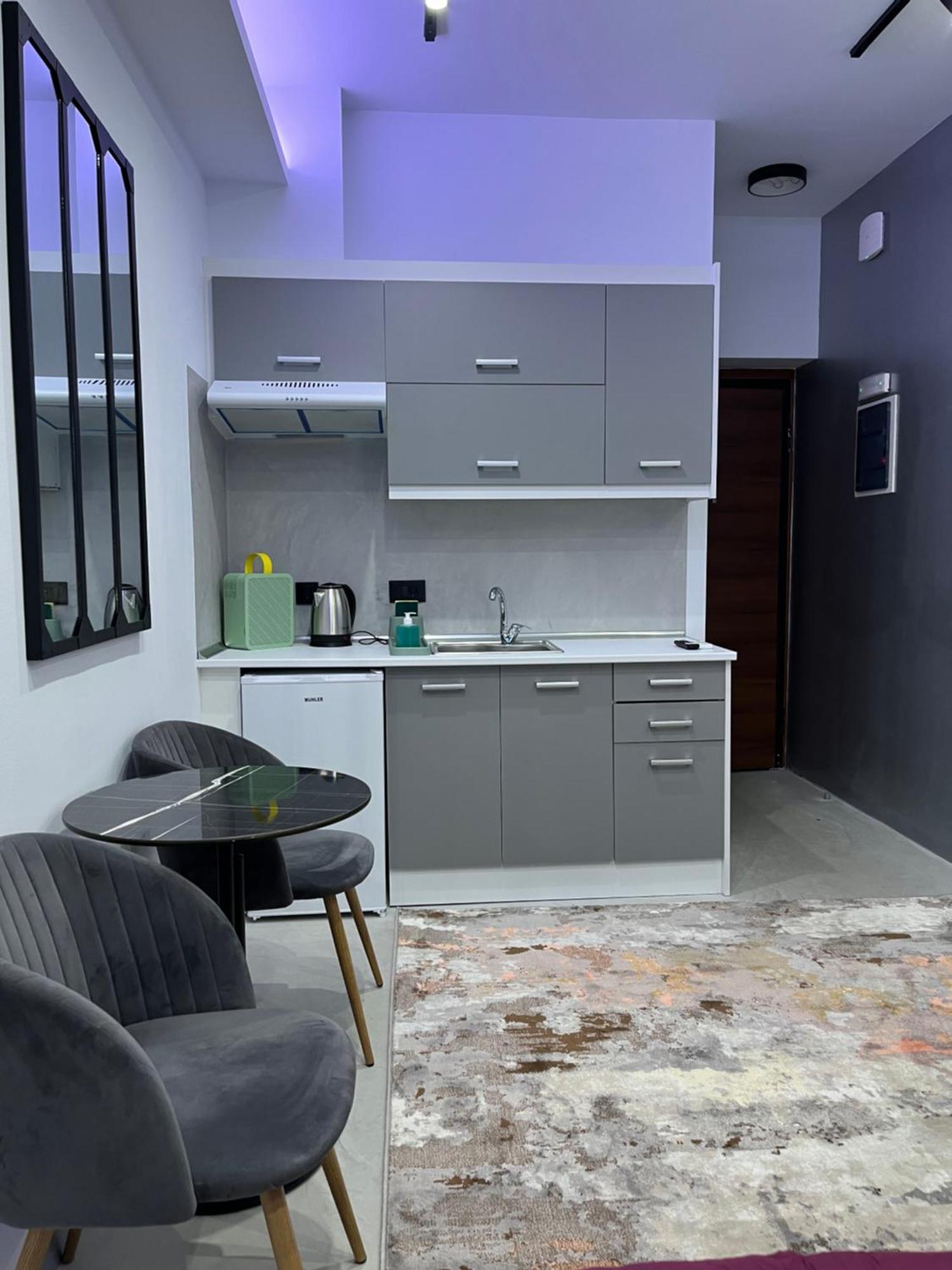 Aphrodite By Zeussuites Apartment