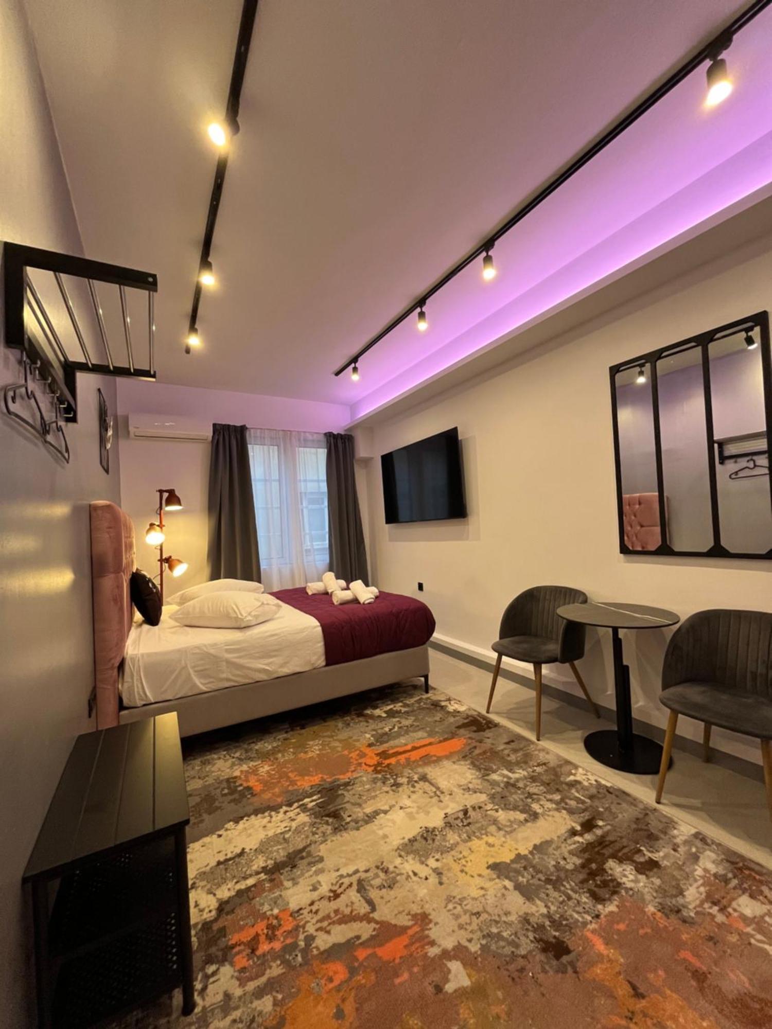 Aphrodite By Zeussuites Apartment Athens